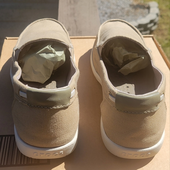 Crocs Women's Walu Loafer | Loafers for Women | Walking Shoes for Women Size 11 - Picture 2 of 12